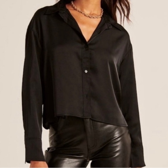 Abercrombie & Fitch | 90s Cropped Satin Shirt | Size S - Picture 3 of 7